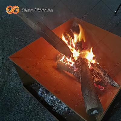 Pozzo &amp; BARBECUE d'acciaio brucianti di legno del fuoco del giardino del metallo di Corten