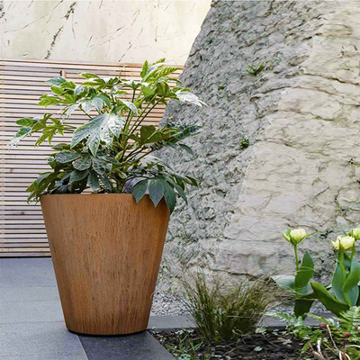 Lo spessore 0.5mm alla piantatrice all'aperto del metallo di 20.0mm Corten indossa la resistenza