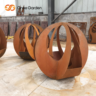 Il laser su ordinazione di forma ha tagliato geometrico corten i vasi da fiori d'acciaio 90*25*25cm
