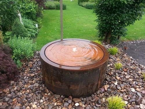 Il giardino decorativo del metallo del diametro 600mm orna la superficie freatica d'acciaio di Corten