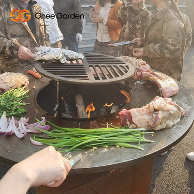 Le griglie di cottura all'aperto d'acciaio di Corten della ruggine del giardino infornano i servizi di imballaggio della griglia del BARBECUE del pozzo