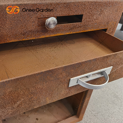 Fuoco d'acciaio Pit With Firewood Storage Backyard Rusty Colour di Corten del BARBECUE all'aperto