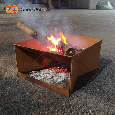 Legno del giardino che brucia l'acciaio Firepit di Corten per il campeggio del cortile