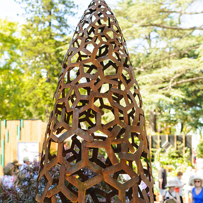 Lo stile occidentale ha curvato la scultura d'acciaio di Corten dell'altezza di 220cm