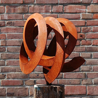 Annata Rusty Metal Garden Abstract Sculptures all'aperto del giardino di Gnee personalizzabile