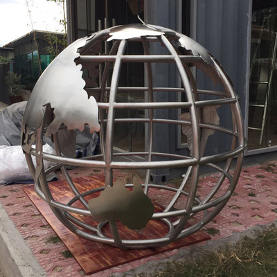 Lo specchio certificato TUV ha lucidato servizio dell'OEM della statua del globo della scultura di acciaio inossidabile il grande