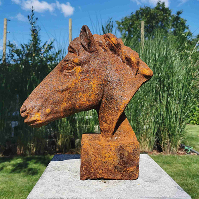 Il ghisa ha arrugginito servizio all'aperto a grandezza naturale dell'OEM delle statue dei cervi